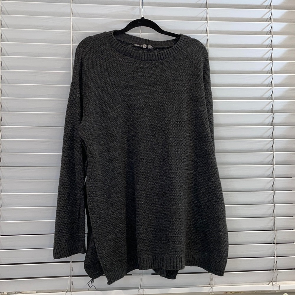 Grey plus size knit sweater with side slits